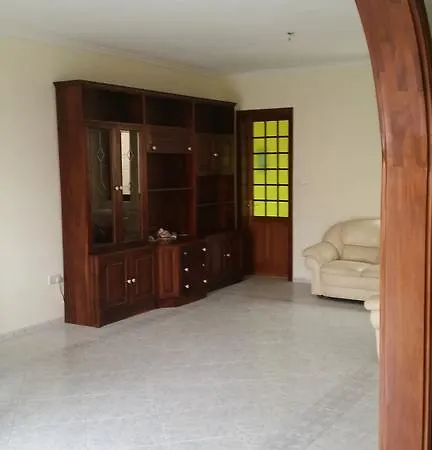 Villa St. Julian'S *